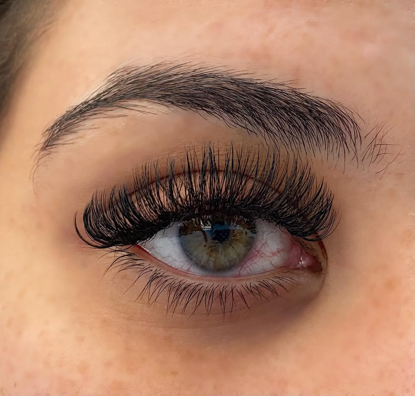 15MM Wispy Mink Lashes Natural Look Short Fluffy Eyelashes Round Eye Lashes Pack 3D Strip Fake Lashes by Geeneiya, 10 Pairs