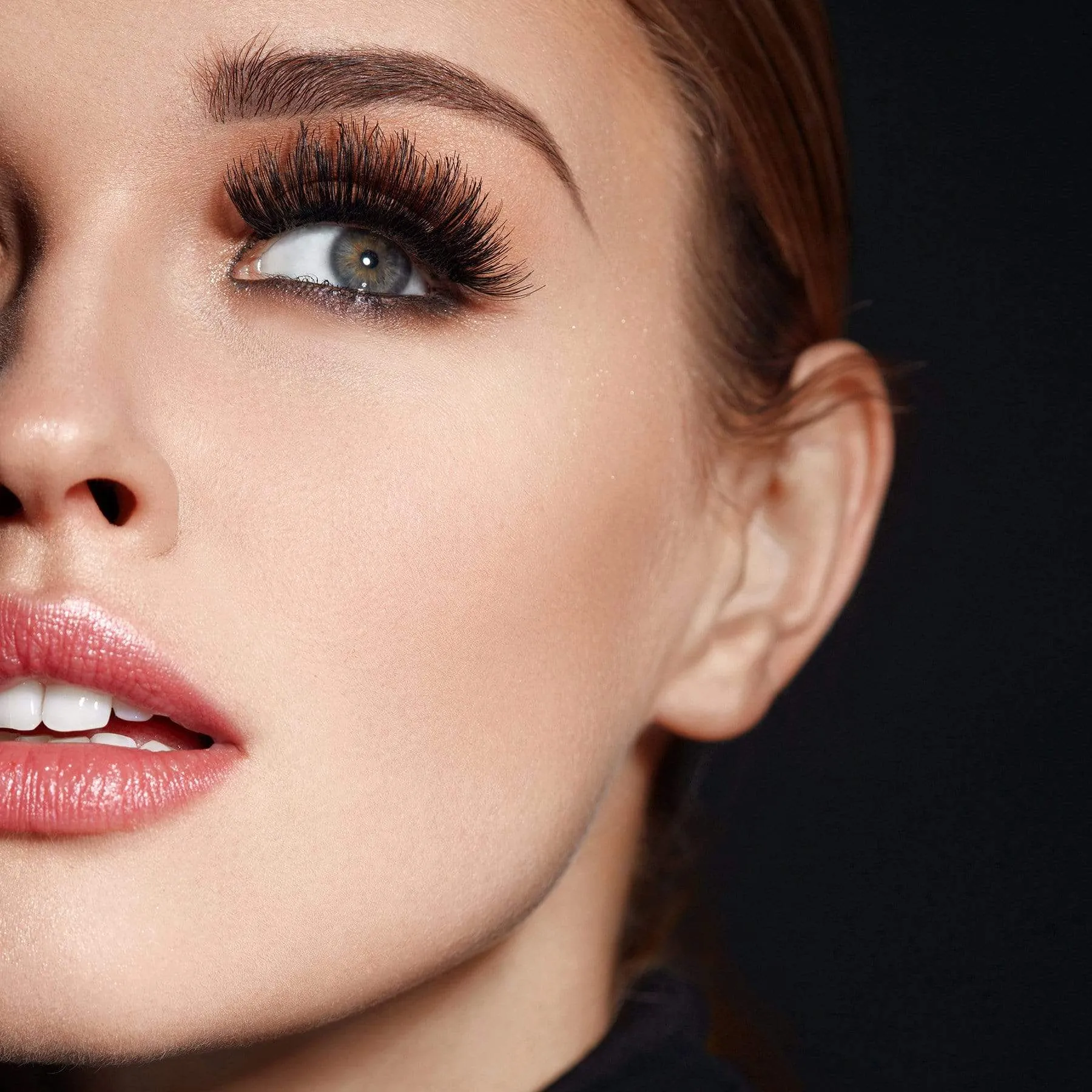 AU Magnomatic Magnetic Eyeliner   Lash kit - Sofia (Bonus Natural Taylor Lashes)