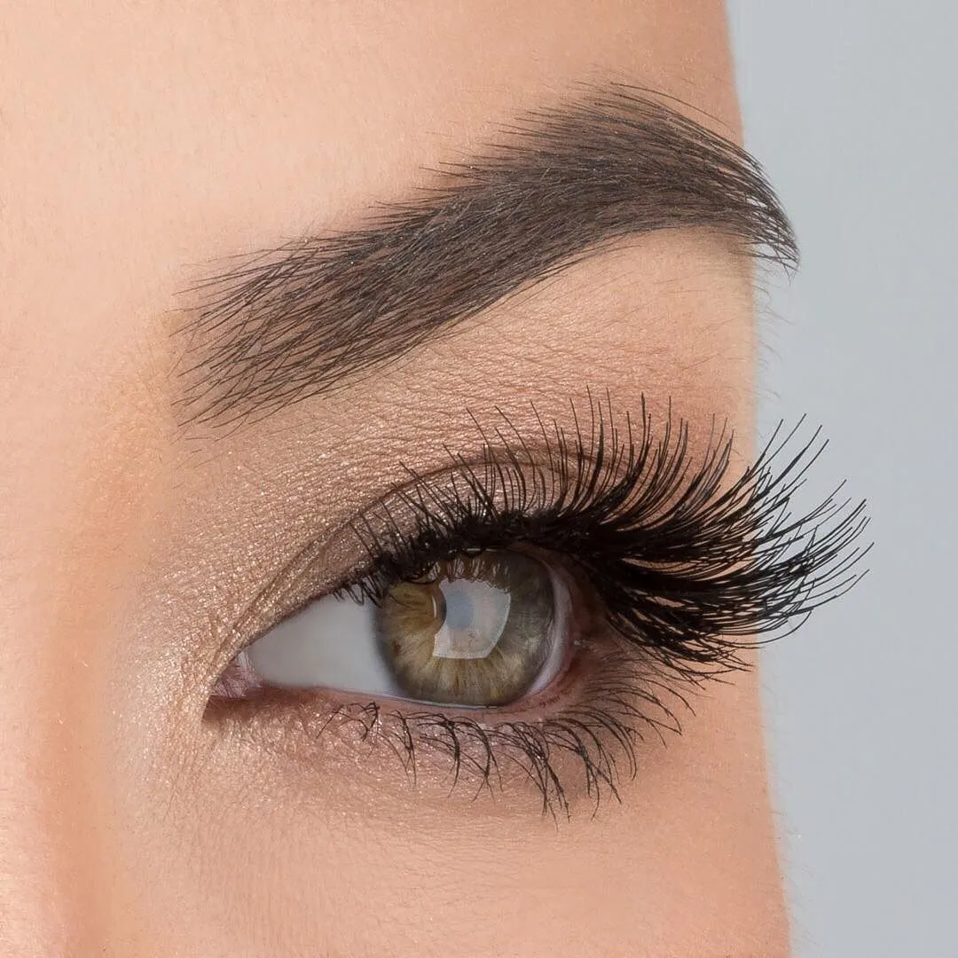CRUELTY FREE REUSABLE 6D MAGNETIC EYELASHES-CALIFONIA