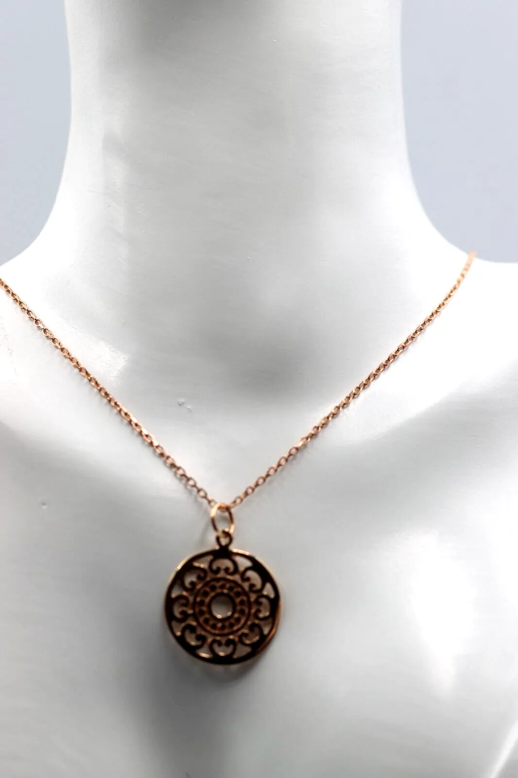 Genuine 9ct 9k Rose Gold 45cm Cable Necklace Chain   Filigree Pendant