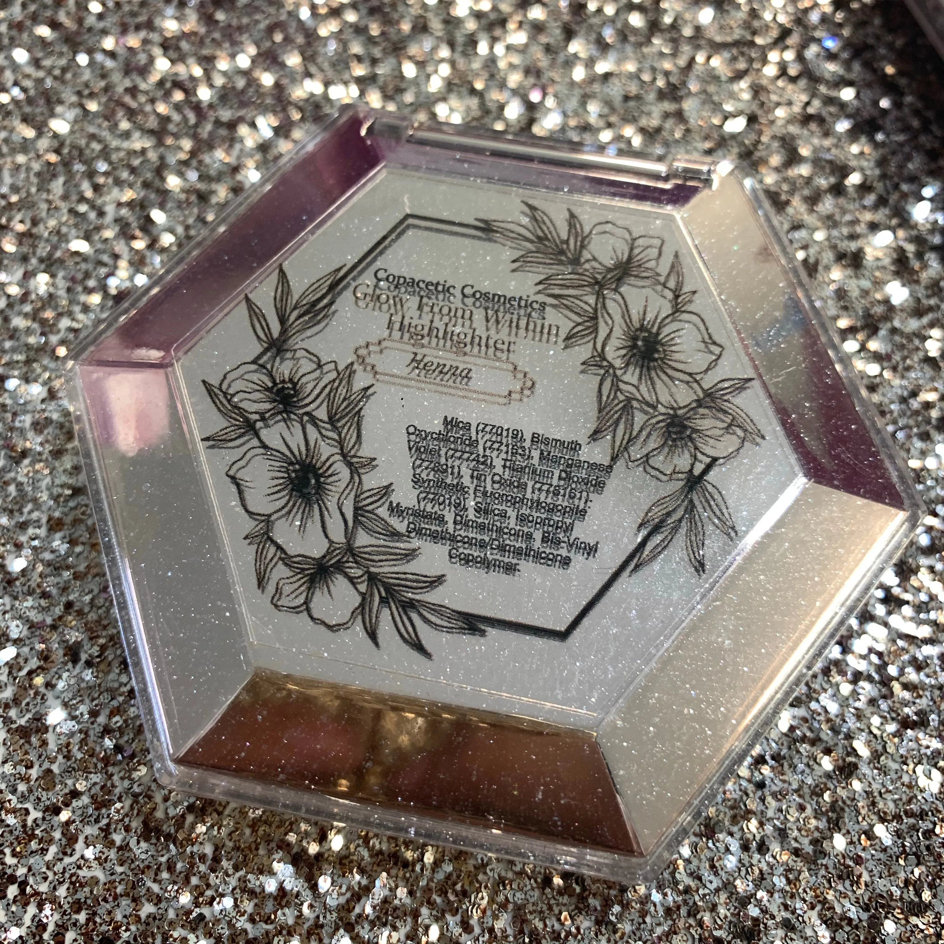 Henna - Purrfect Glow Highlighter