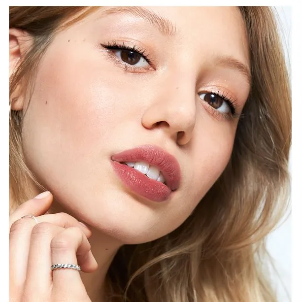 Power Stay Long-Lasting Lip Stain