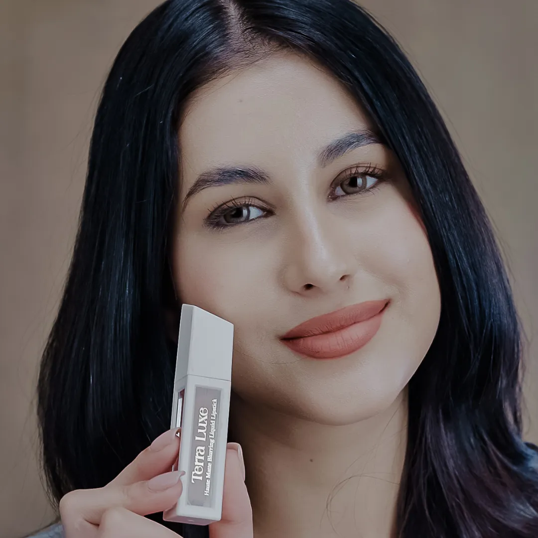Terra Luxe: Haute Matte Blurring Liquid Lipstick