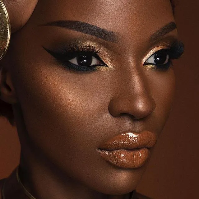 The Nubian Loose Highlighter - Nefertiti